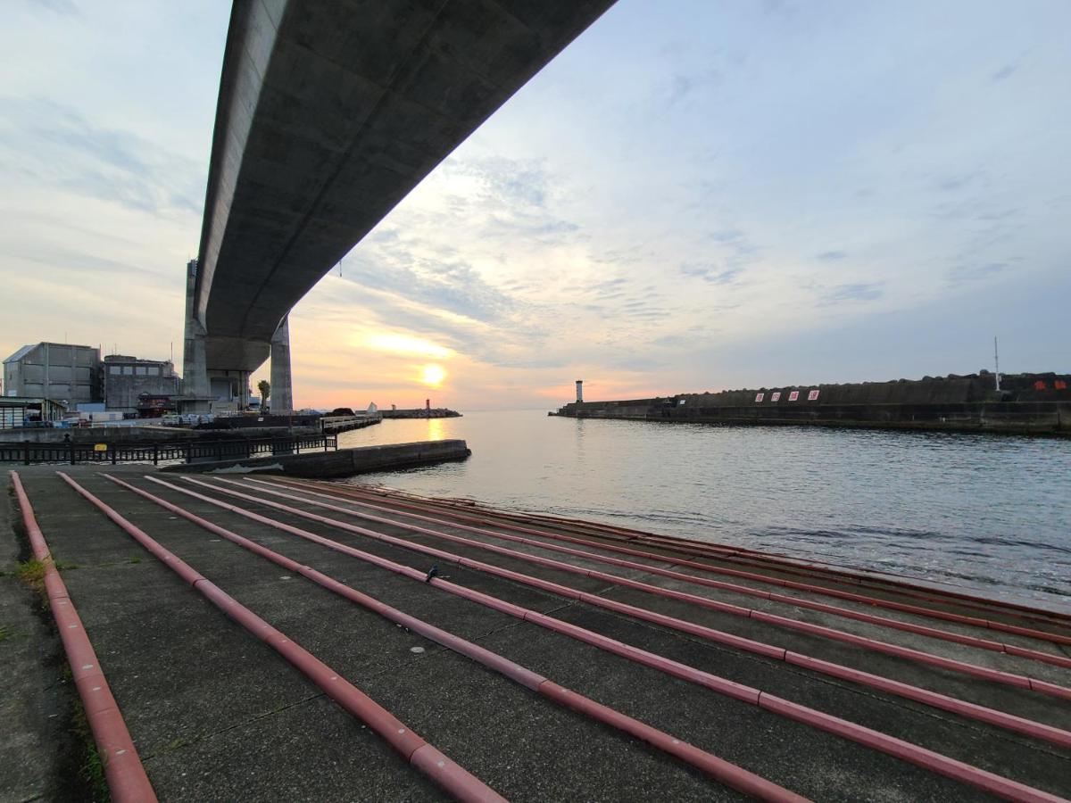 אודווארה Hayakawa&2Rooms&48M2&5-6Pplmax&Best Location&Well Designed 早川駅徒歩2分 釣り場まで徒歩1分 グループ滞在可能なワーケーション最適プレイス מראה חיצוני תמונה